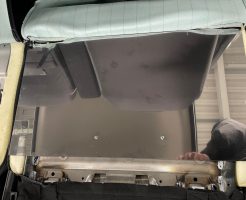 自動車リアシート荷台部分補強